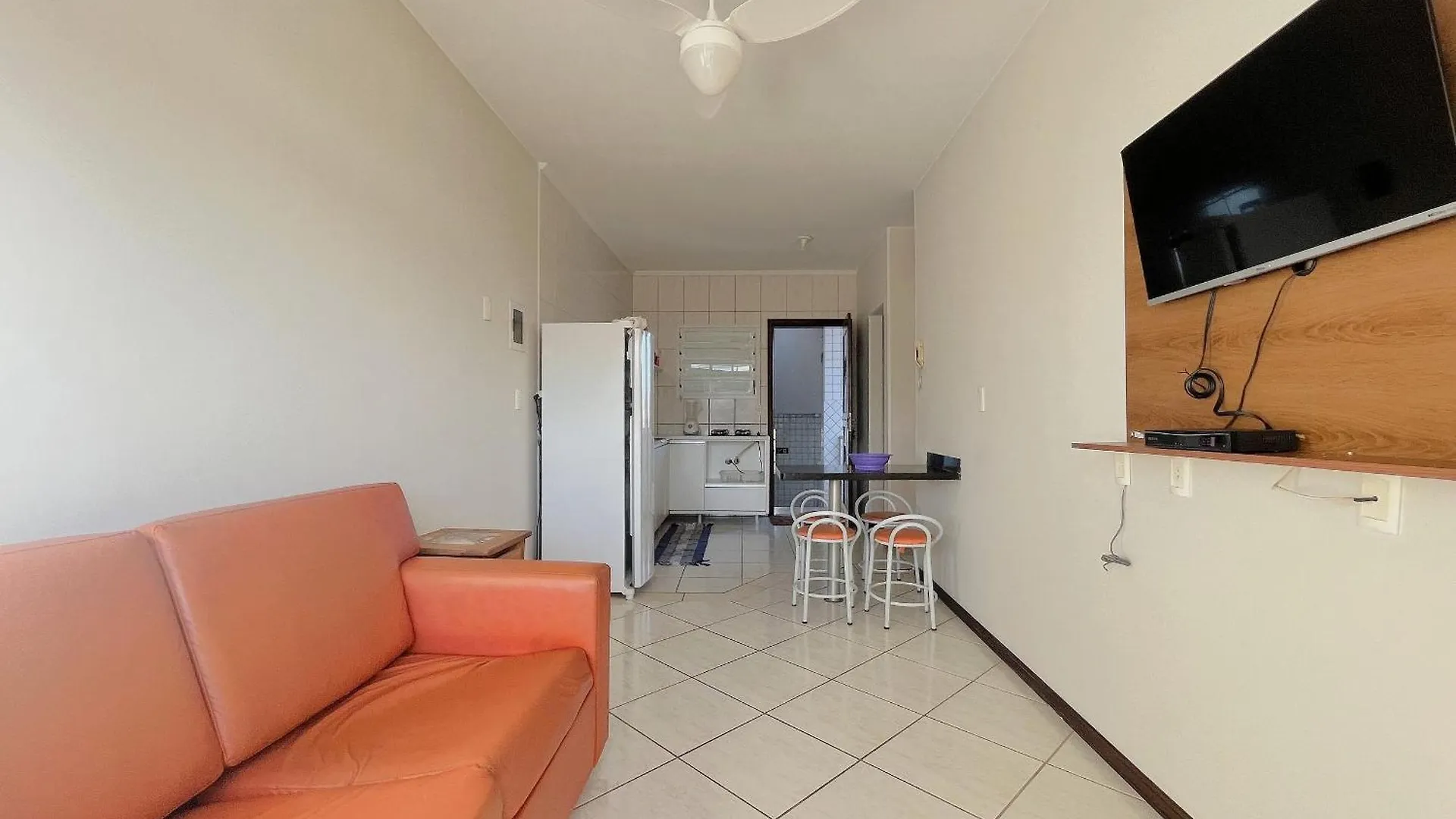 아파트 50M Da Praia Do Itacolomi - Edificio Manuela Piçarras