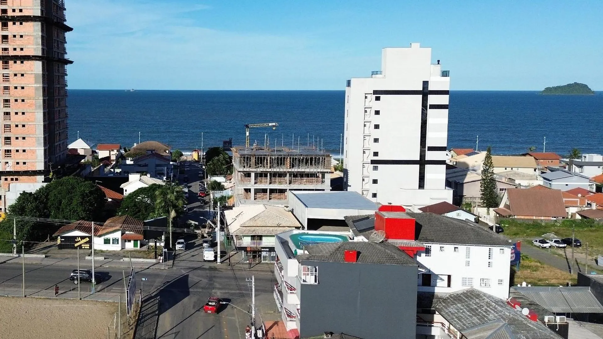 50M Da Praia Do Itacolomi - Edificio Manuela Piçarras 0*,